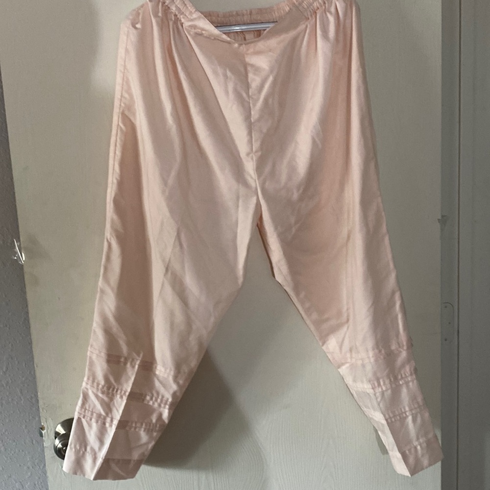 Pink capris